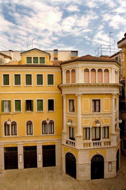 Guest House Al Milion Venezia Esterno foto