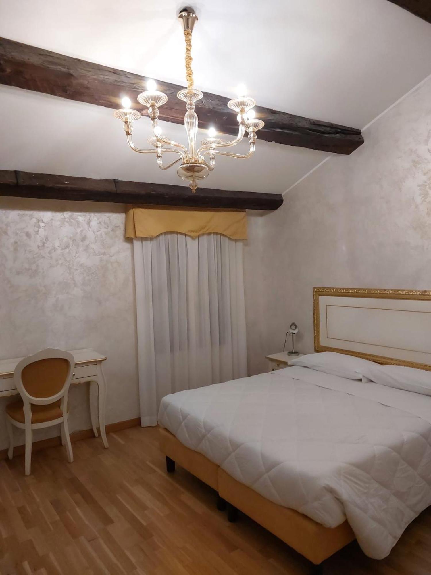 Guest House Al Milion Venezia Esterno foto